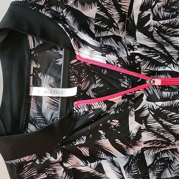 Fabletics Black White  Palm Print Jacket Sz Large - Picture 2 of 10
